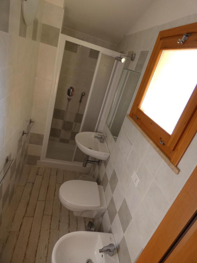Appartamenti Manuela Vada Exteriör bild